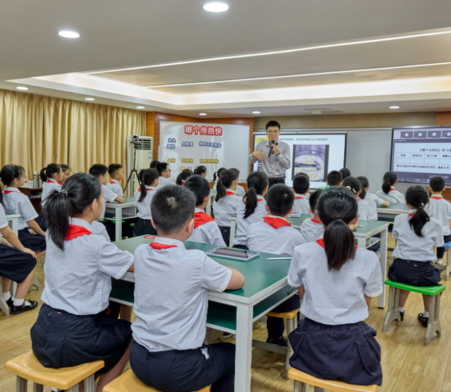 教育者都有鼓励作用这种作用在儿童与青少年中体现得非常明显